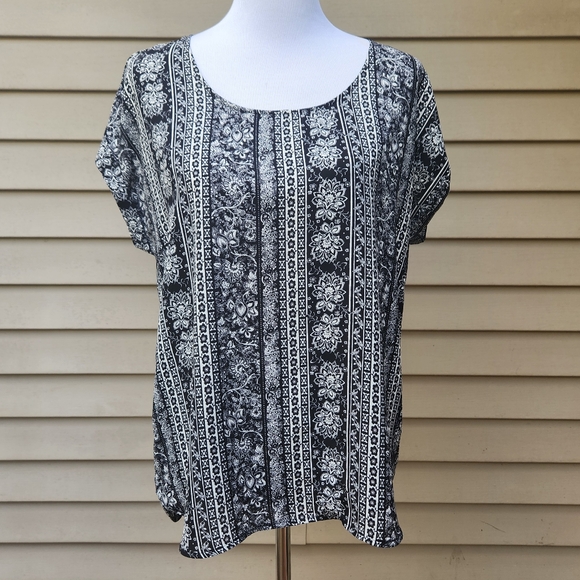 Pink Republic Black Blouse Floral Geo-Print Exposed Zipper Back - Picture 2 of 12